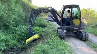EPAREUSE SUR MECALAC 6MCR / GEDHINI DA16 GINER TP MONTAGNAC