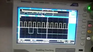 Waveform inspector in the TBS1202B