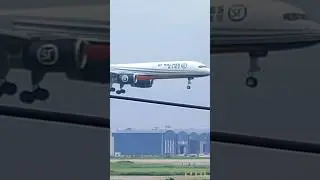SF Airlines Boeing 757