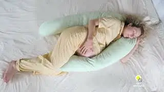 Leachco Original Back &lsquo;n Belly Pillow Review &mdash; Pregnancy & Support Must-Have!