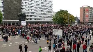 Mehrere Demonstrationen in Chemnitz gestartet - AfD-Trauermarsch - Pro-Chemnitz und Gegendemo