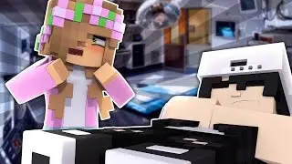 RAVEN IS SICK IN HOSPITAL! Minecraft 10 Date Challenge w/LittleKelly (Custom Roleplay)