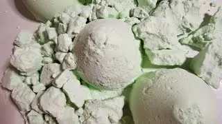 Satisfying crush Baking soda |oddly satisfying |sleep aid |theraputic sounds|