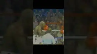 Earnie Shavers 🥊 Knocks Down Larry Holmes 🔥 #Boxing #Shorts