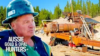 Freddy Watches A Mine Site Fall Apart In 10 Seconds | Gold Rush: Mine Rescue With Freddy & Juan