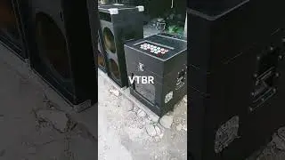 БОЛЕЕ МОЩНАЯ СТОЙКА ДЛЯ УСИЛИТЕЛЕЙ РАЗМЕРА VIDEOKE BOX С АКРИЛОКОМ