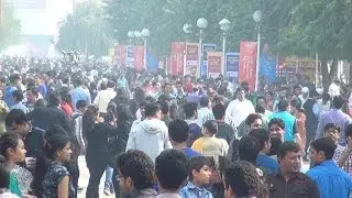 Weekend Rush : IITF 2013 : Pragati Maidan Trade Fair : New Delhi