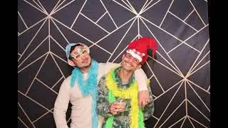 The Golden Soiree &ndash; Community After Hours Photo Booth Moments in Los Angeles, CA | be&Uuml;tiful Pixels