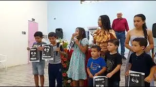 As crianças da Igreja Presbiteriana Renovada na igreja que Eu congrego 