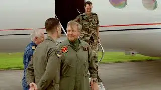 Koning: 'lekker laagvliegen' in Apache in Engeland