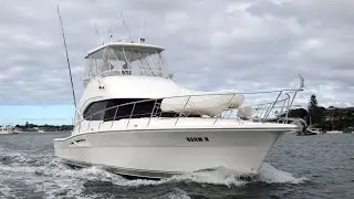 Riviera 42 Flybridge Cruiser - Walkthrough