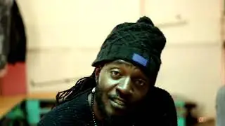 Discour condancer du chef de letat musicalement parlant. pas tribaliste.
