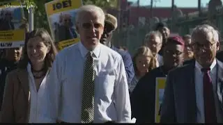 Former VP Joe Biden meets with union representatives, workers