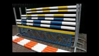 WK Eerbeek - aanhangwagens paardentrailers springmateriaal paardenstallen