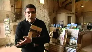 A Turquant une librairie troglodyte