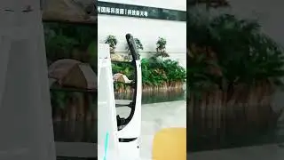 Customer attraction, lead the way and food deliveryThe Panda  delivery robot is more professional