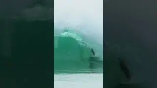 A lesson in positioning with Mick Fanning.⁠ ⁠Staying warm in the Flashbomb Fusion.⁠
