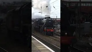 45212 - 1Z57 - York #yorkstation #train #steamengine #railway #45212 #black5