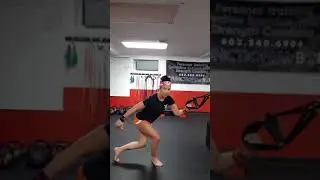 Curtsey Lunge (TRX Supported - Beginner)