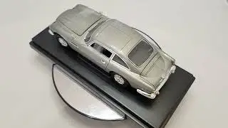 ERTL Joyride 007 James Bond 1965 Aston Martin DB5 Superleggera Goldfinger Weapons Edition