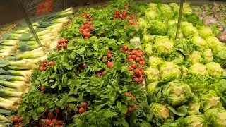 Fruits & vegetables market in Quebec, Canada || Fruiterie 440