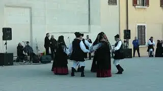 ==Gruppo Folk G. B. Tuveri di Collinas - Sa Cadeniglia==   =alle Launeddas M. Deiana=   (16)