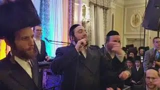 Ari Samat Entertaining By His Wedding😂