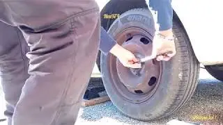 1.6 HDI Changer les plaquettes de freins arrière sur Peugeot 307 hdi , 308 hdi