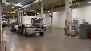 Мегазаводы.  Mack Truck - Мощный Магистральный Тягач. Док фильм Nat Geo Wild HD.
