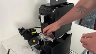Как самому разобрать кофемашину Philips HD8831 | Coffee Machine Repair & Cleaning Philips HD8831 DIY