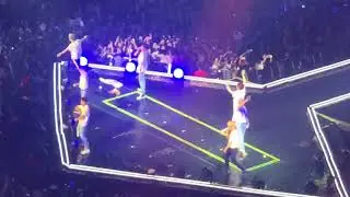 180905 BTS Love Yourself World Tour in LA D1 - Answer: Love Myself