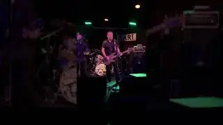 The Breaknecks singing their song, Cold Wind Blowing, at The Earl.