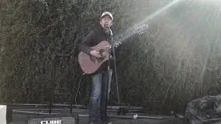 John Mosqueda - A lo Lejos Me Ver&aacute;n