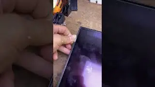How to remove a TV screen that doesn&rsquo;t frame #tv #television #repair #electronic #lcd #led  #glue