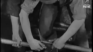 Making a joint for an oil filled high voltage cable (1932)