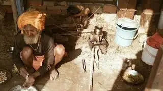 rural very poor man 90 year old cooking and eating||what type of food eating India village poor man.