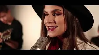 The Plut Family - Le tebi (Official Video)