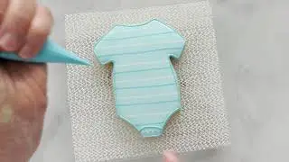 Decorating Tutorial: Baby Onesie