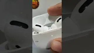Apple AirPods Pro With Wireless Charging Case