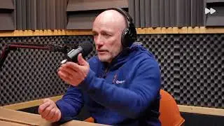 Parempoolsete taskuh&auml;&auml;ling - stuudios on Ilmar Raag