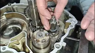Splendor bs6 gearbox aise fit hota Hai #automobile #like #mechanic #ytvideos #viral 