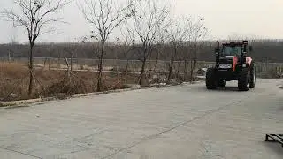 Kat Tractor passing by in medium speed, made in china good quality agriculture 4x4 4WD tractors