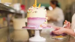 Lola's Cupcakes Unicorn Fantasy Cake