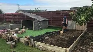 Jun&rsquo;s amazing Daddy project - how to build DIY sandpit for your kids