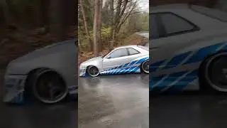 Nissan Skyline GTR-R34 Drifting