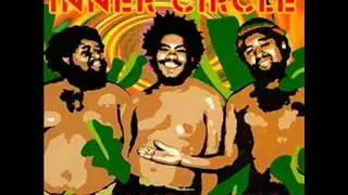 Inner Circle Groovin in Love