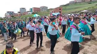 bailando moseñada en Cosnipata