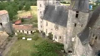 Le ch&acirc;teau de Cherveux