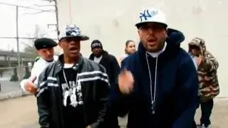 Guru feat  Doo Wop   Who Got It On Lock