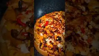 Loaded Veggie Pizza 🍕 | Mushroom, Corn & Capsicum